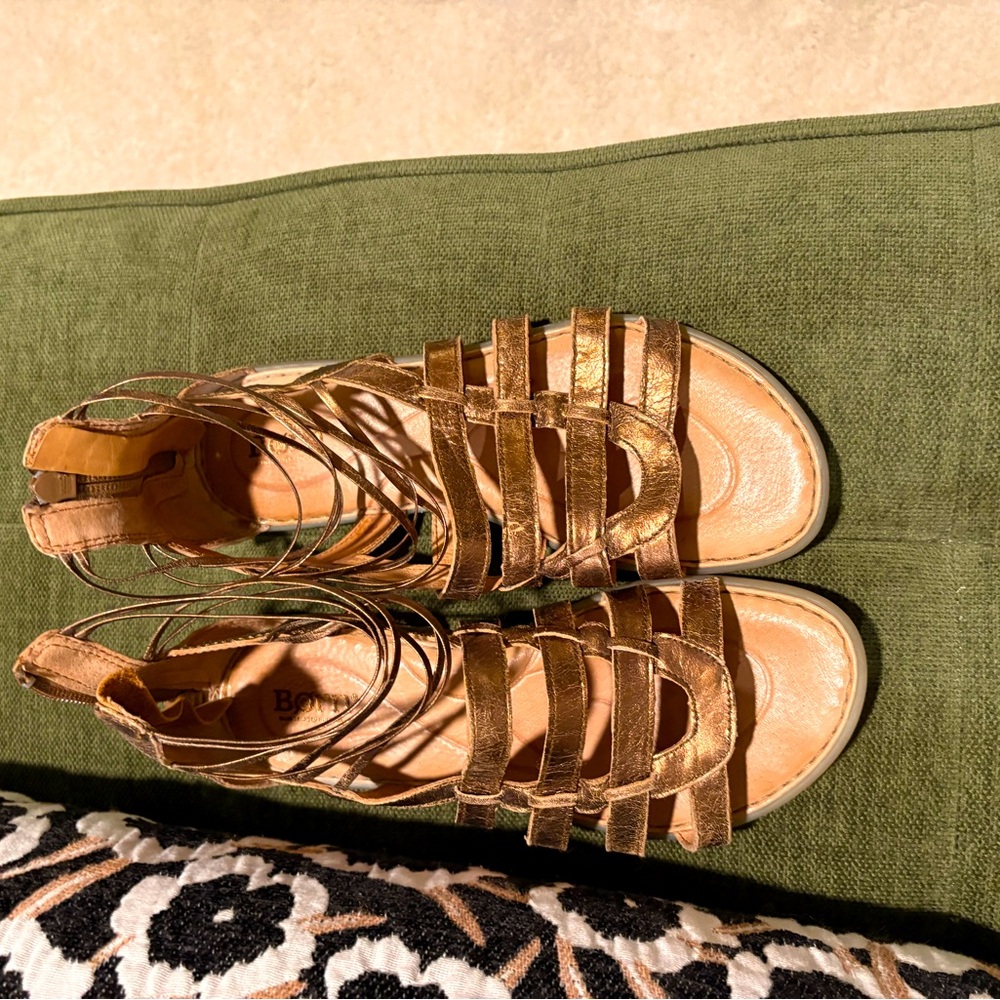 Born Gold Sandals Minimalist Design- size 9
